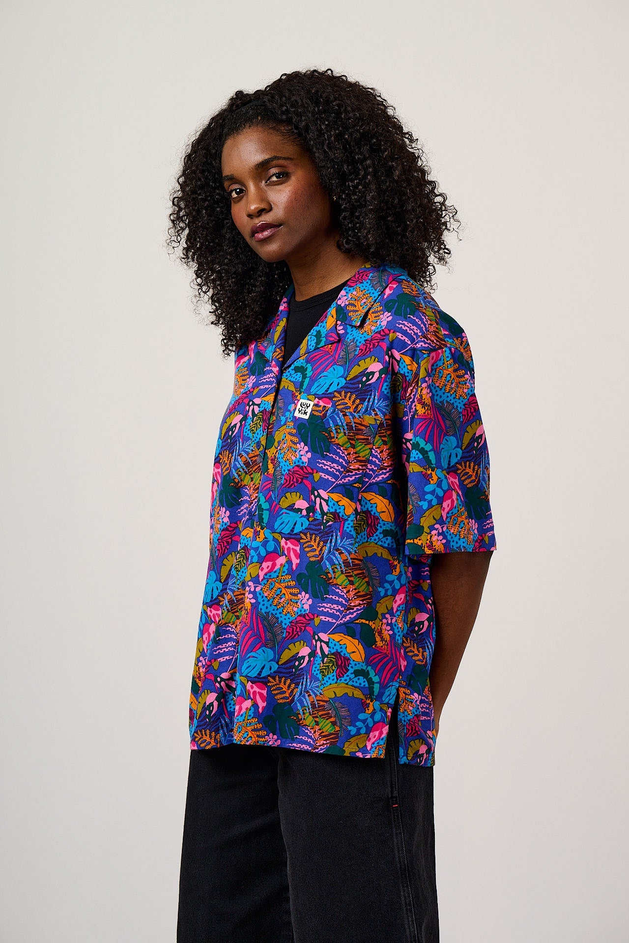 Cam - Viscose Shirt in Wild Expression Print