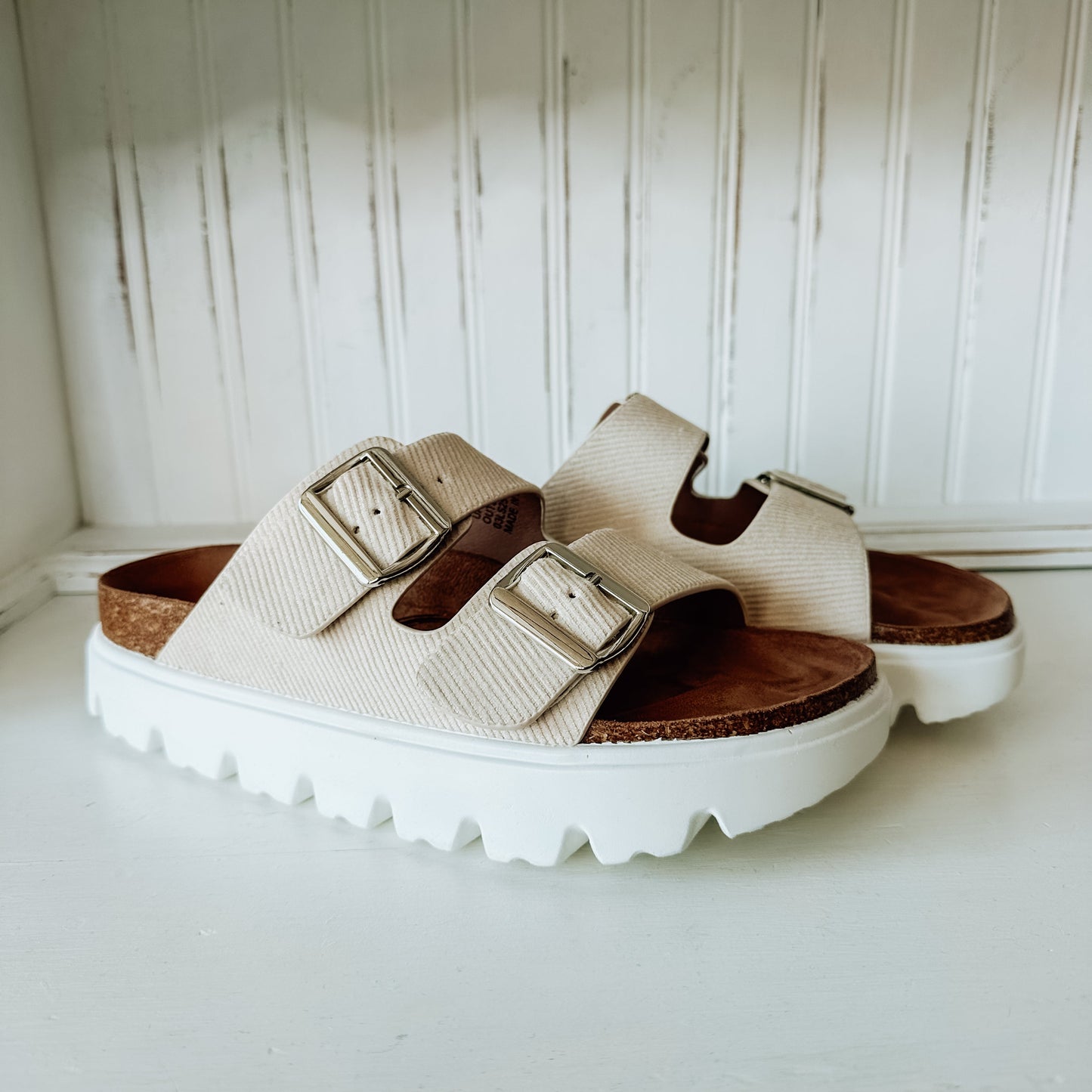 Jazmin Flatform Sandal - Cream