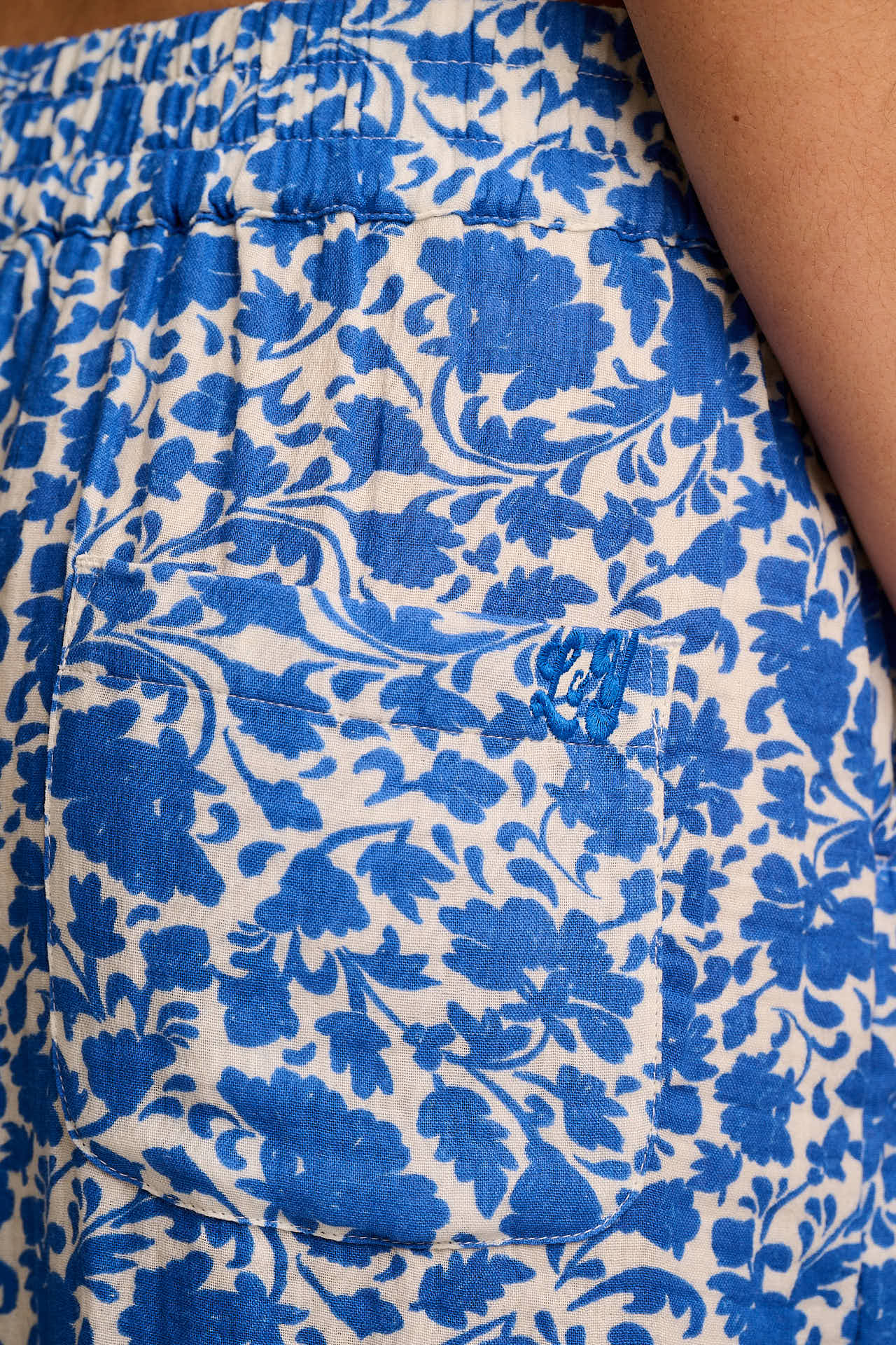 Maddie - Cotton Trousers in Summer Edit Blue Floral
