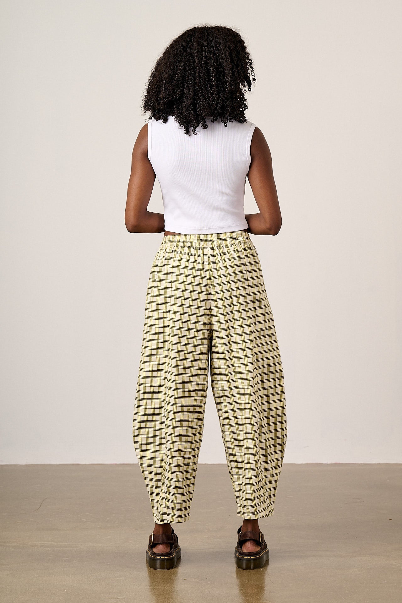 Obregon - Barrel Leg Cotton Linen Trousers in Green Check