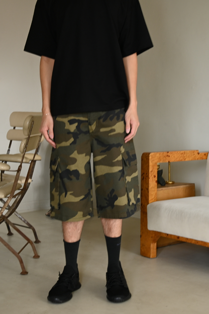Baggy Fit Cargo Camo Shorts