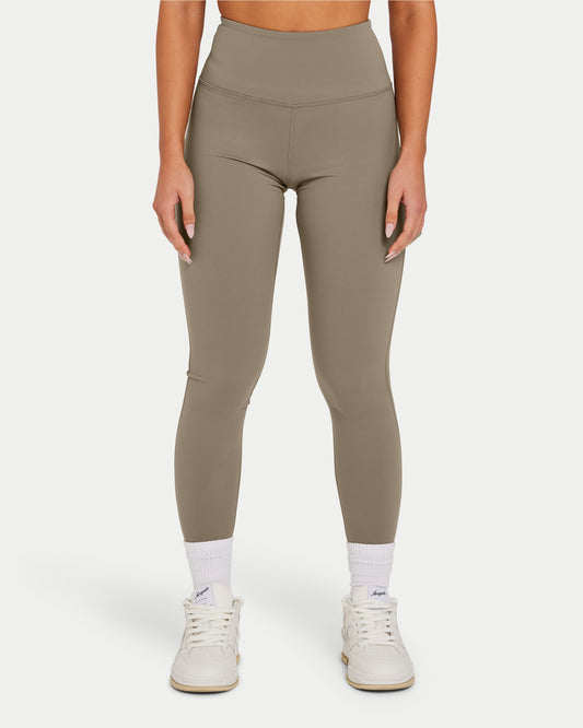 Womens Essential Legging