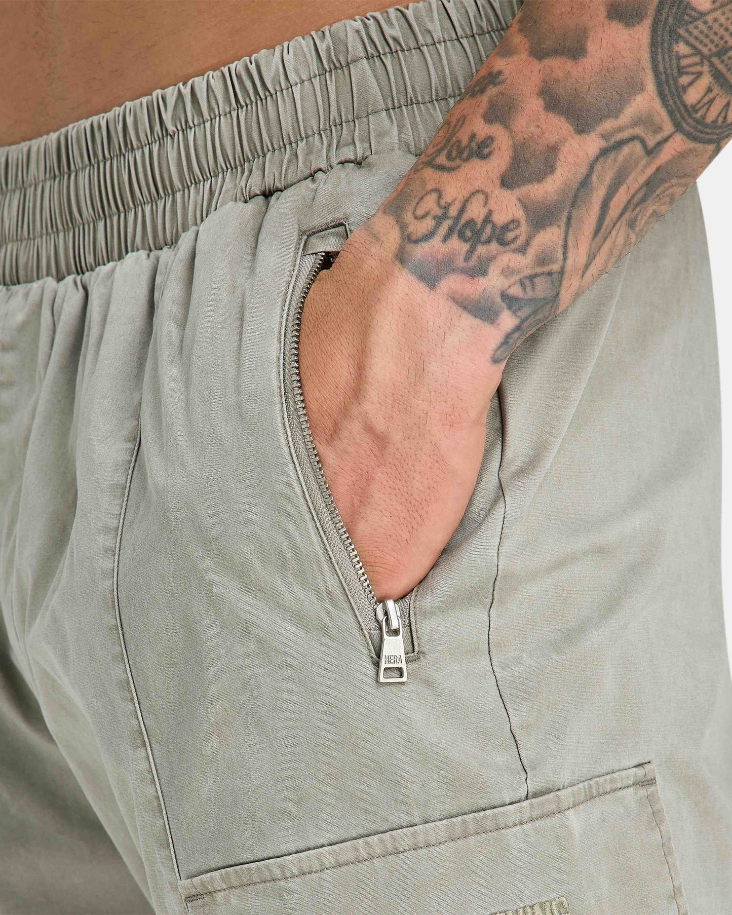 Mens Utility Tapered Cargo Pant