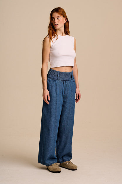 Alex - Wide Leg Cotton Trousers in Mid Wash Blue