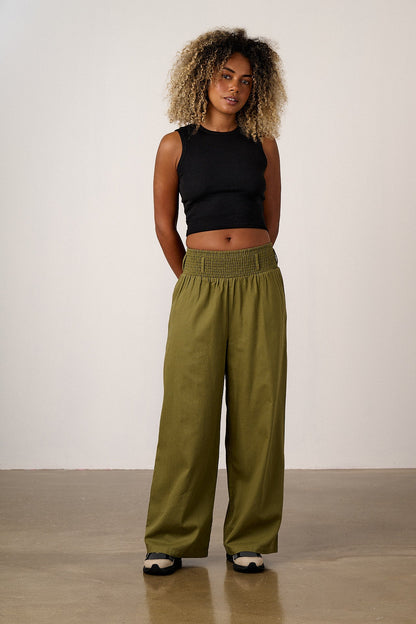 Alex - Wide Leg Cotton Trousers in Khaki