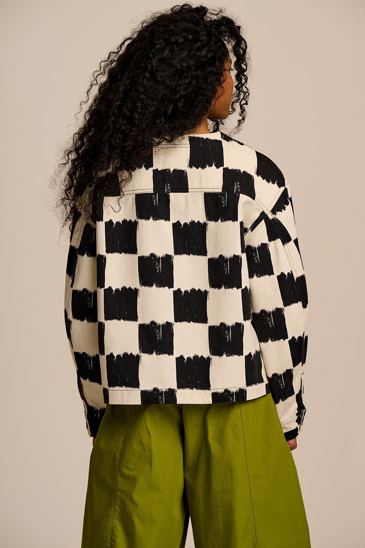 Amarante - Collarless Cotton Jacket in Black & Ecru Blurred Checkerboard