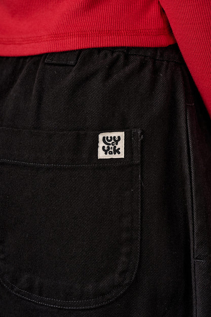 Ashby - Cotton Barrel Leg Trousers in Black