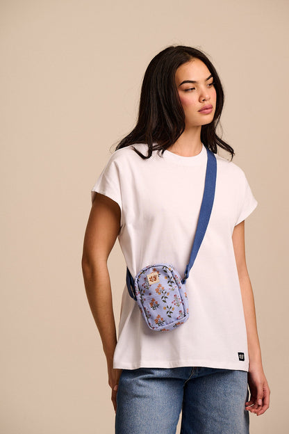 Brady - Cotton Crossbody Bag in Blue Walled Blooms