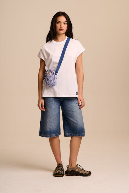 Brady - Cotton Crossbody Bag in Blue Walled Blooms