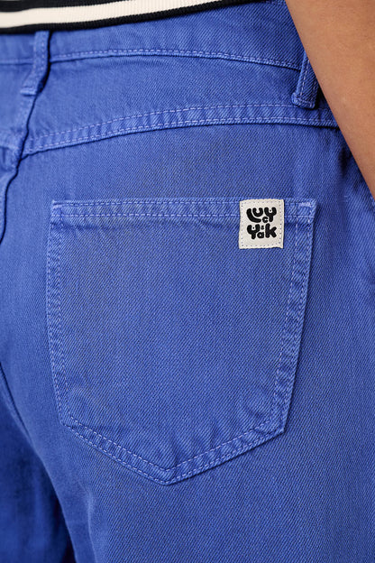 Carter - High Waisted Cotton Jeans in Dazzling Blue Wash