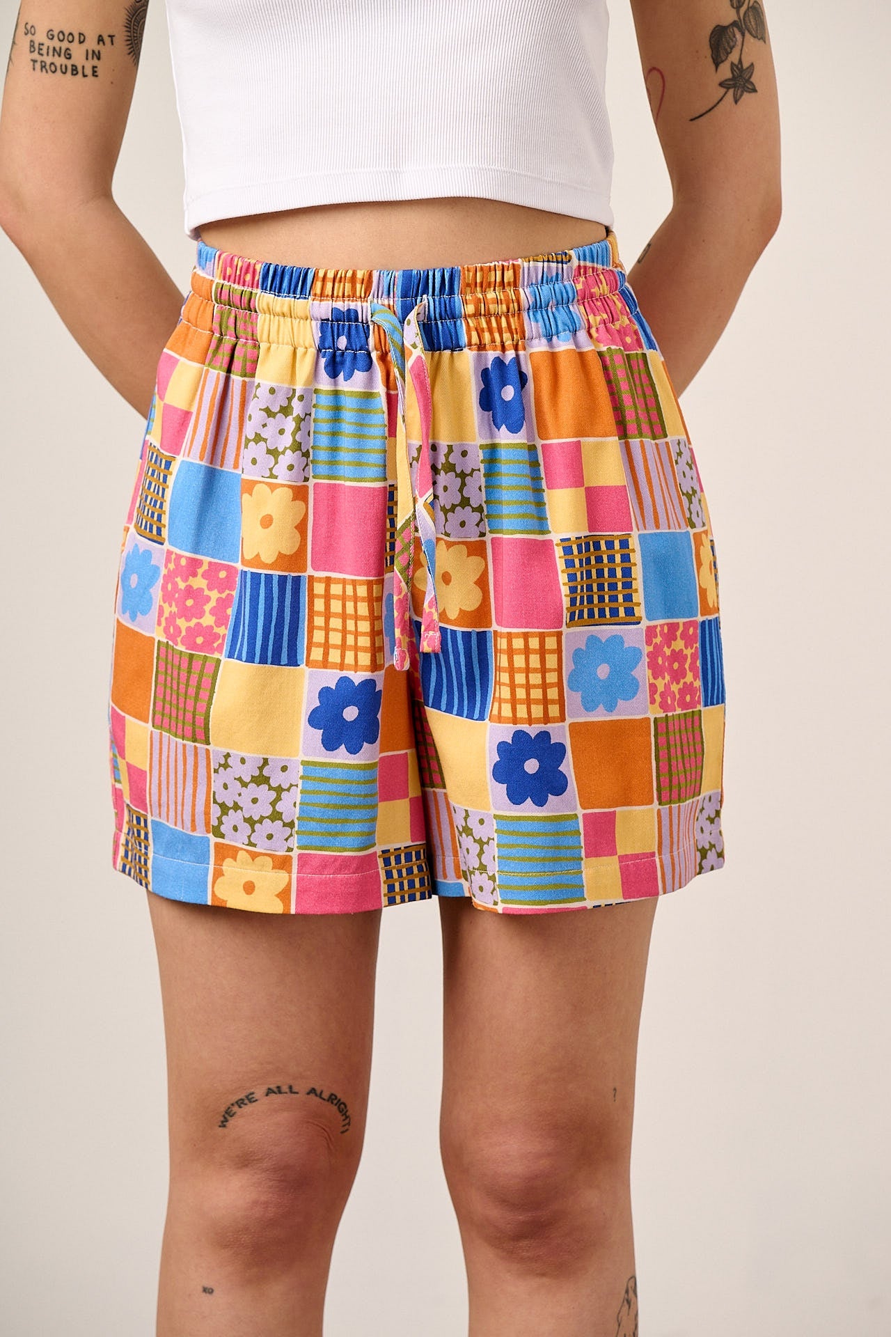 Charlie - Cotton Shorts in Floral Checkerboard