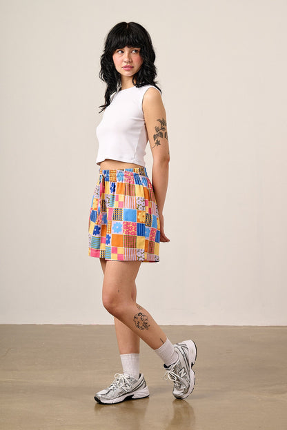 Charlie - Cotton Shorts in Floral Checkerboard