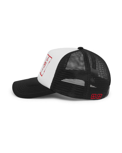 CHICAGO AND THE STREETS TRUCKER CAP BLACK