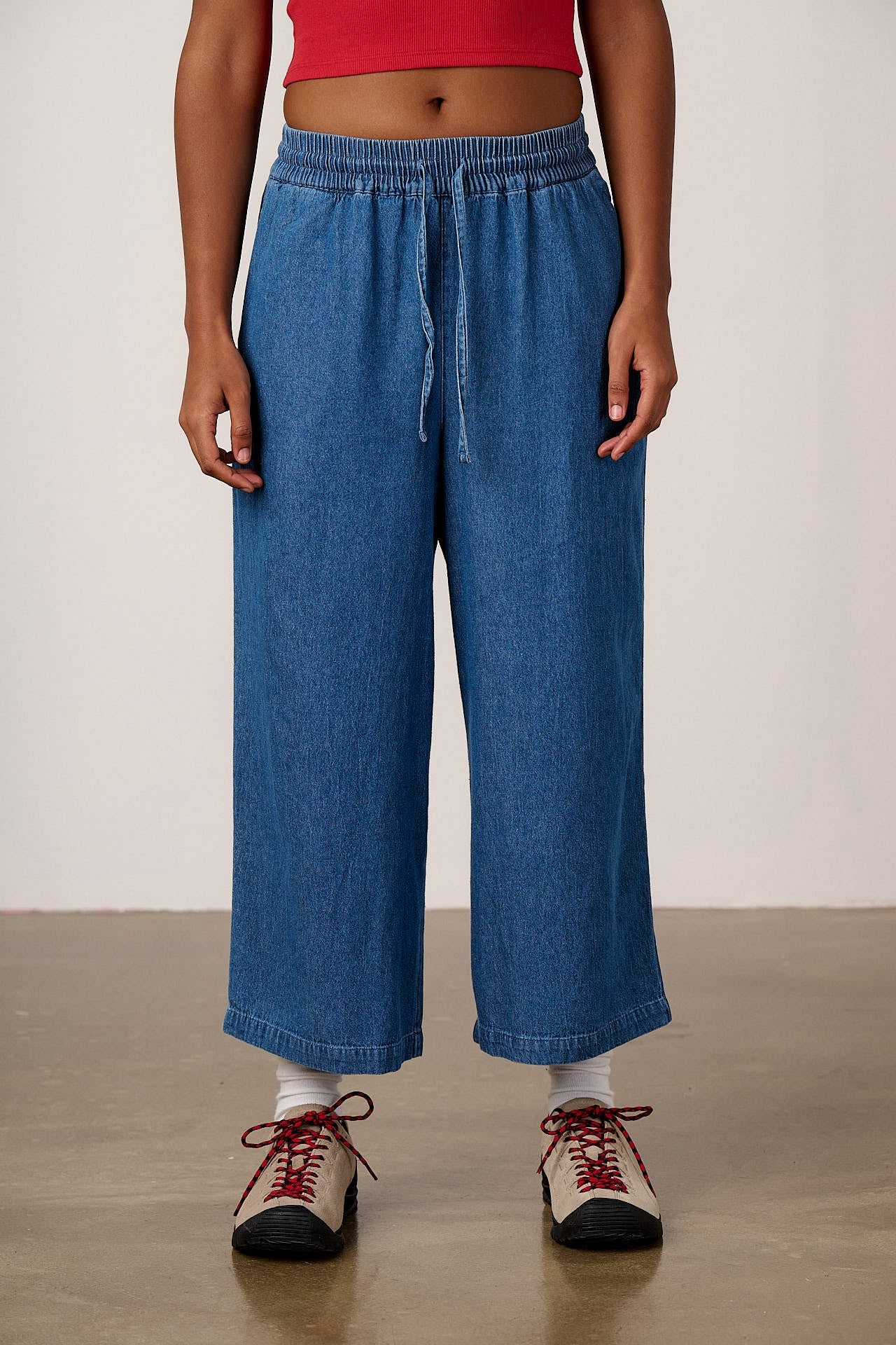 Chuck - Cotton Trousers in Mid Blue