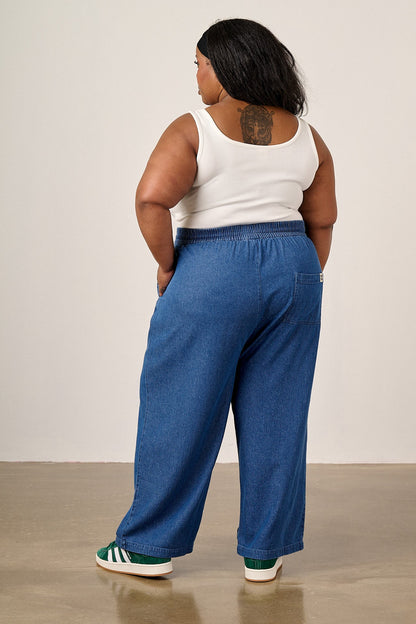 Chuck - Cotton Trousers in Mid Blue