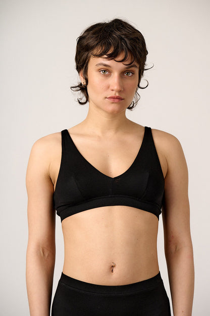 Clover - Viscose Bralette in Black