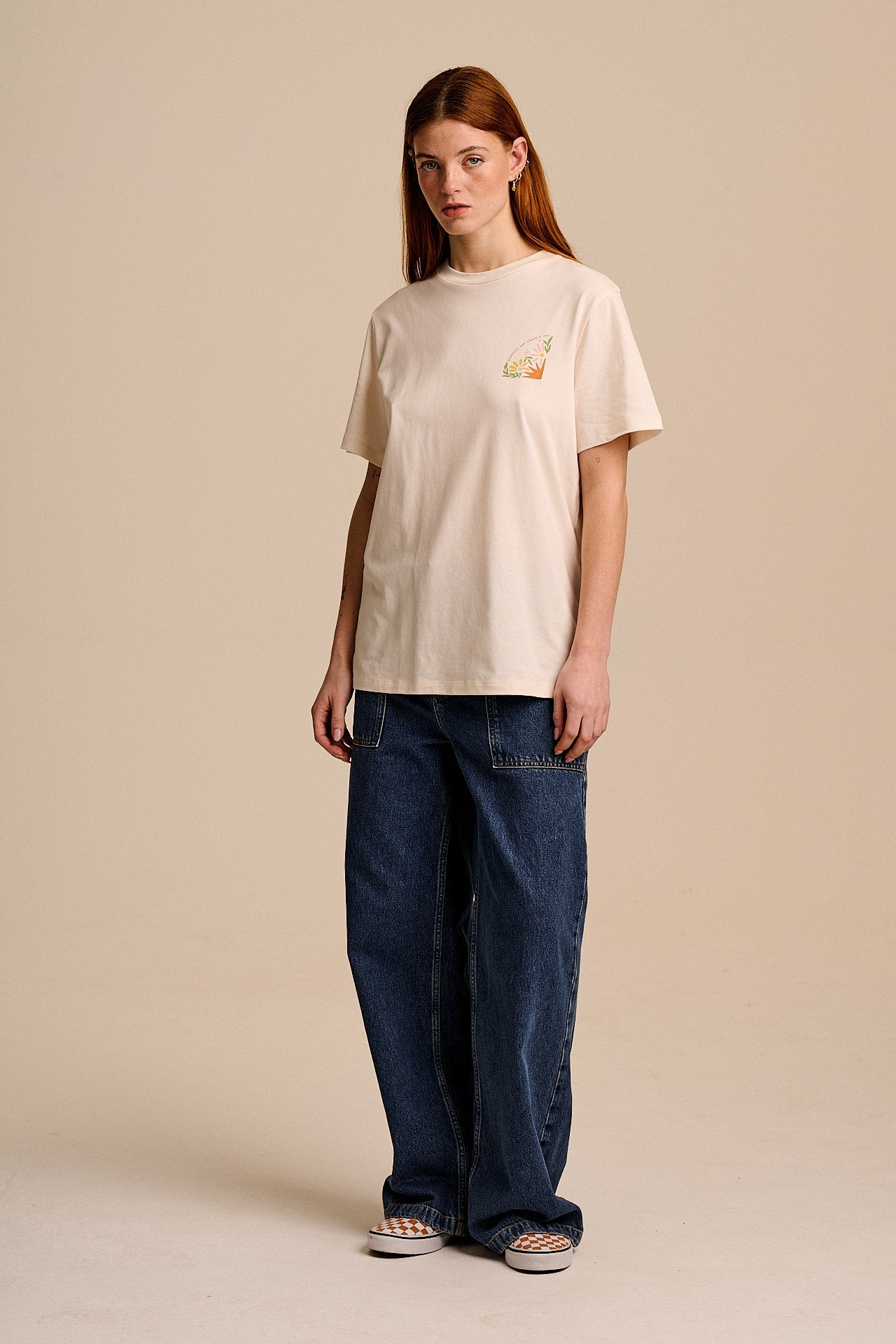 L.E Denver - Cotton T-Shirt in Graphics and Grain Artist & Yak