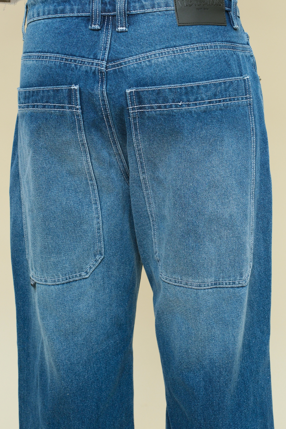 Ultra Baggy Y2K Wide-Leg Denim Jeans