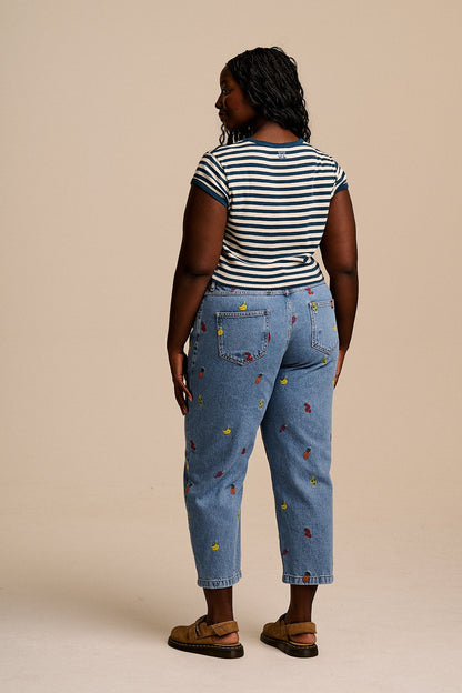 Drew - Cropped Straight Legged Cotton Trousers in Light Wash Veg Embroidery
