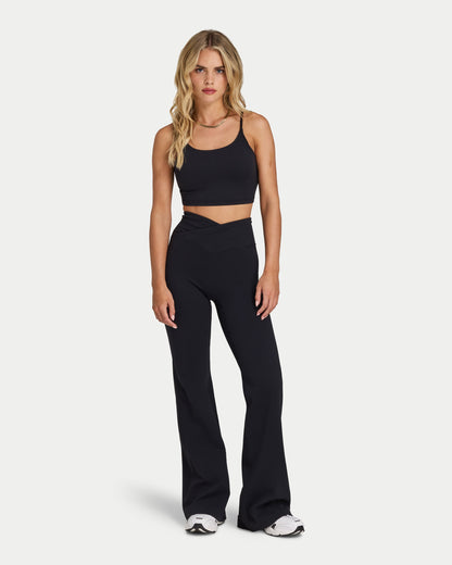 Womens Essential Flared Legging