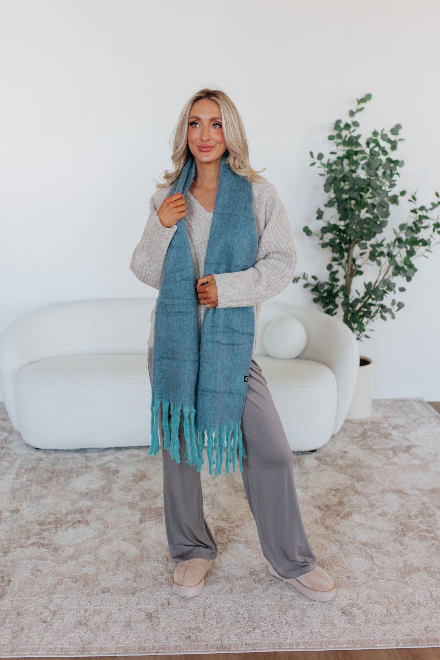 Snuggle Up Scarf