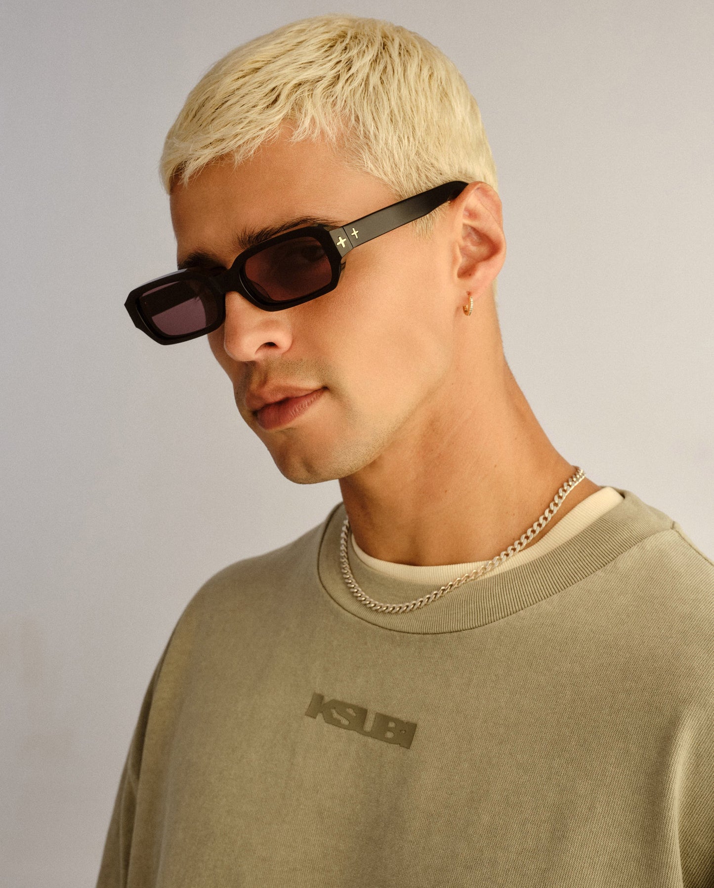 THE SEVEN SEVENS SUNGLASSES BLACK GOLD