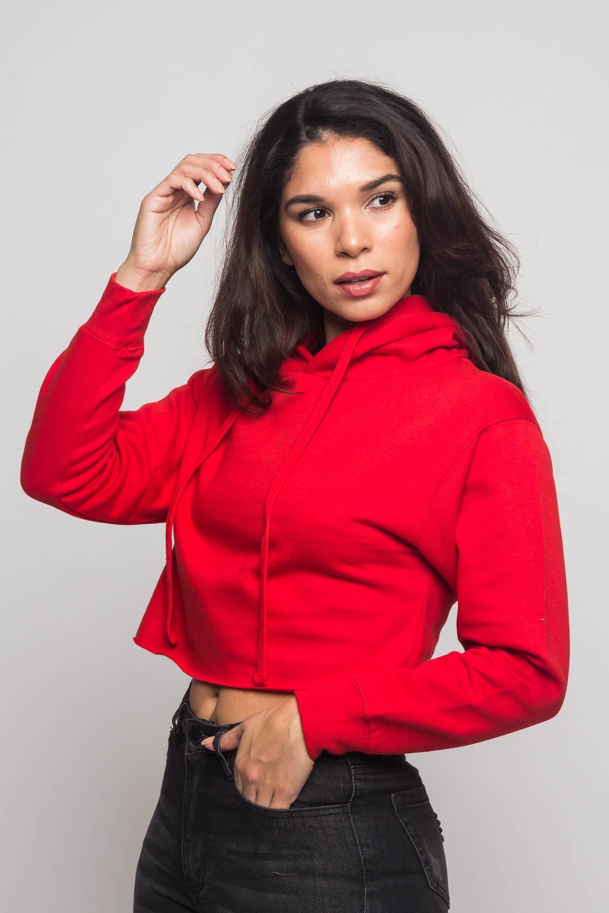 Women's Essential Cropped Long Sleeve Hoodie