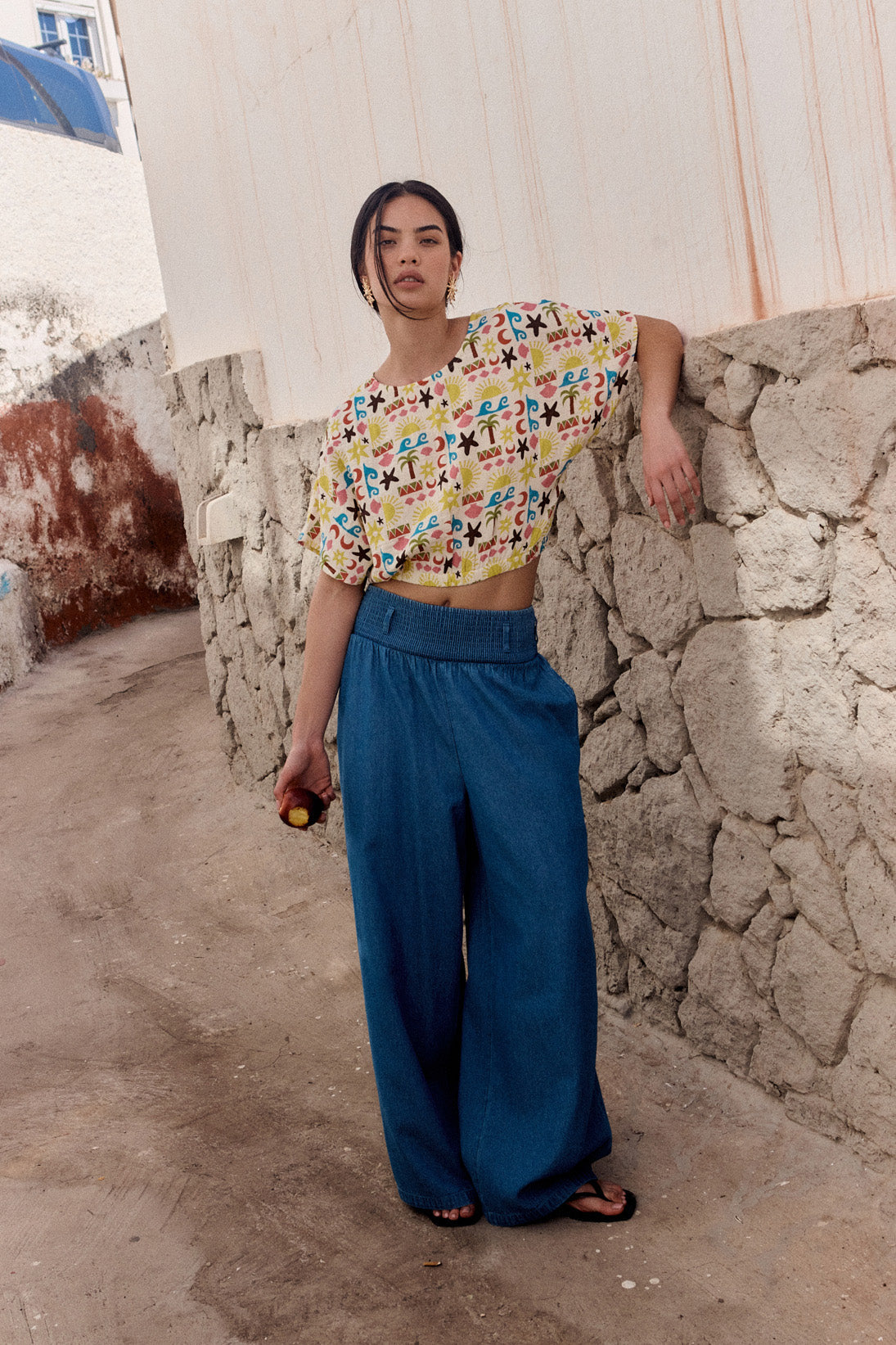 Alex - Wide Leg Cotton Trousers in Mid Wash Blue