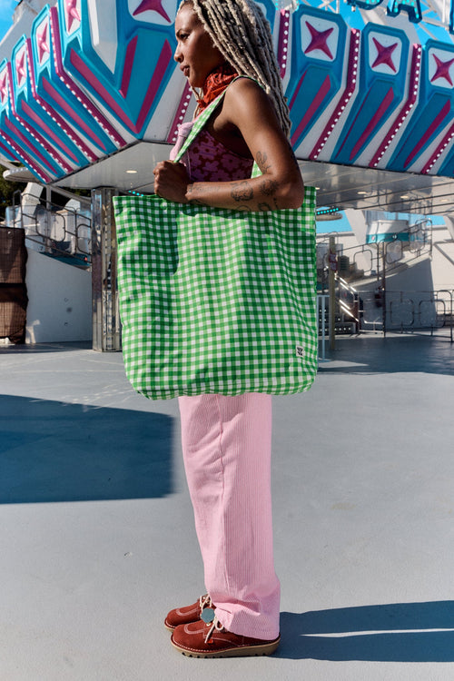 Catalina - Oversized Tote in Green & White Gingham