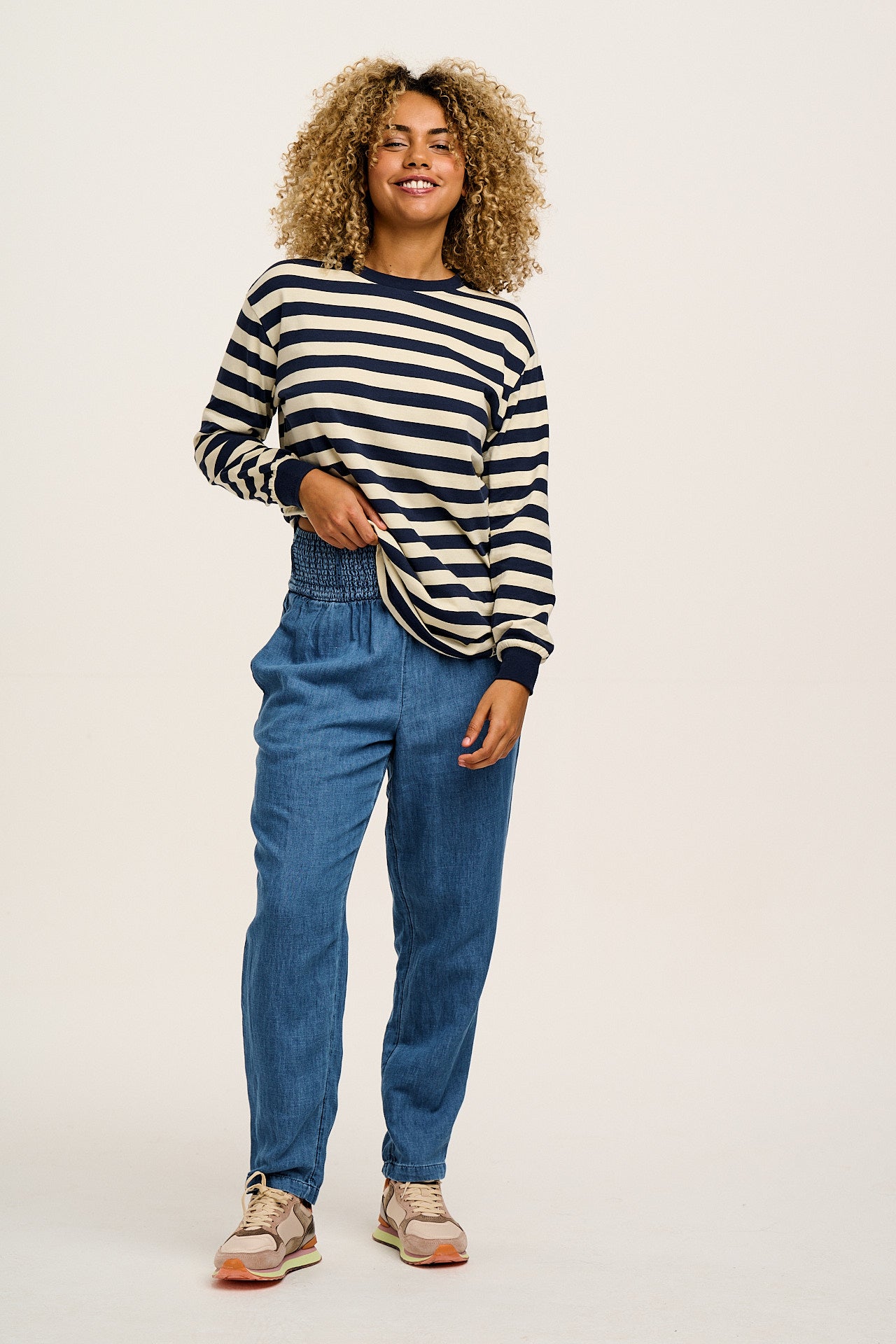 Kenny - Long Sleeve Skater Cotton T-Shirt in Navy & Ecru Stripe