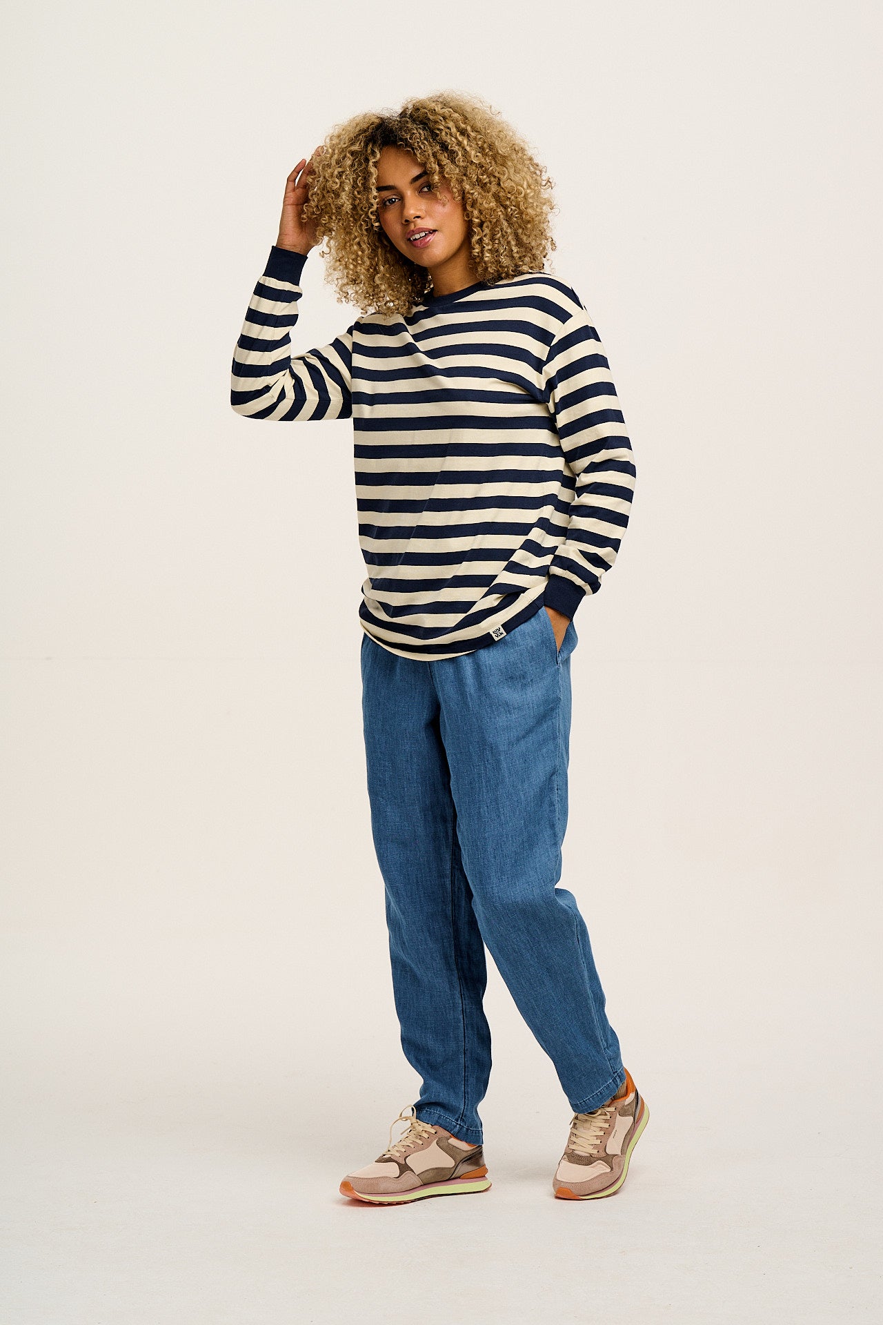 Kenny - Long Sleeve Skater Cotton T-Shirt in Navy & Ecru Stripe