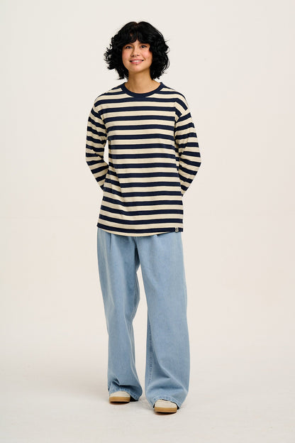 Kenny - Long Sleeve Skater Cotton T-Shirt in Navy & Ecru Stripe