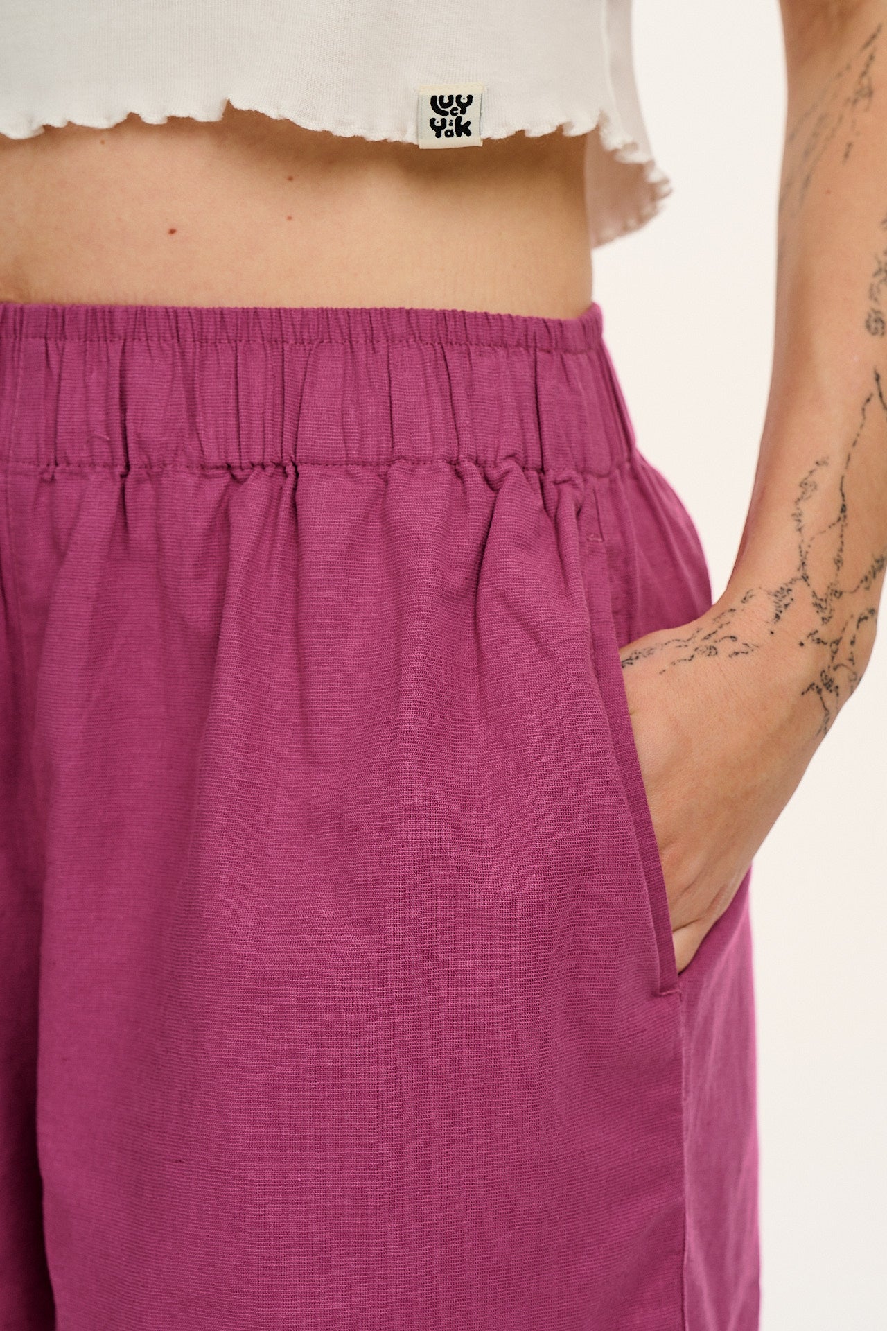 Jessie - Cotton & Linen Shorts in Dahlia Pink
