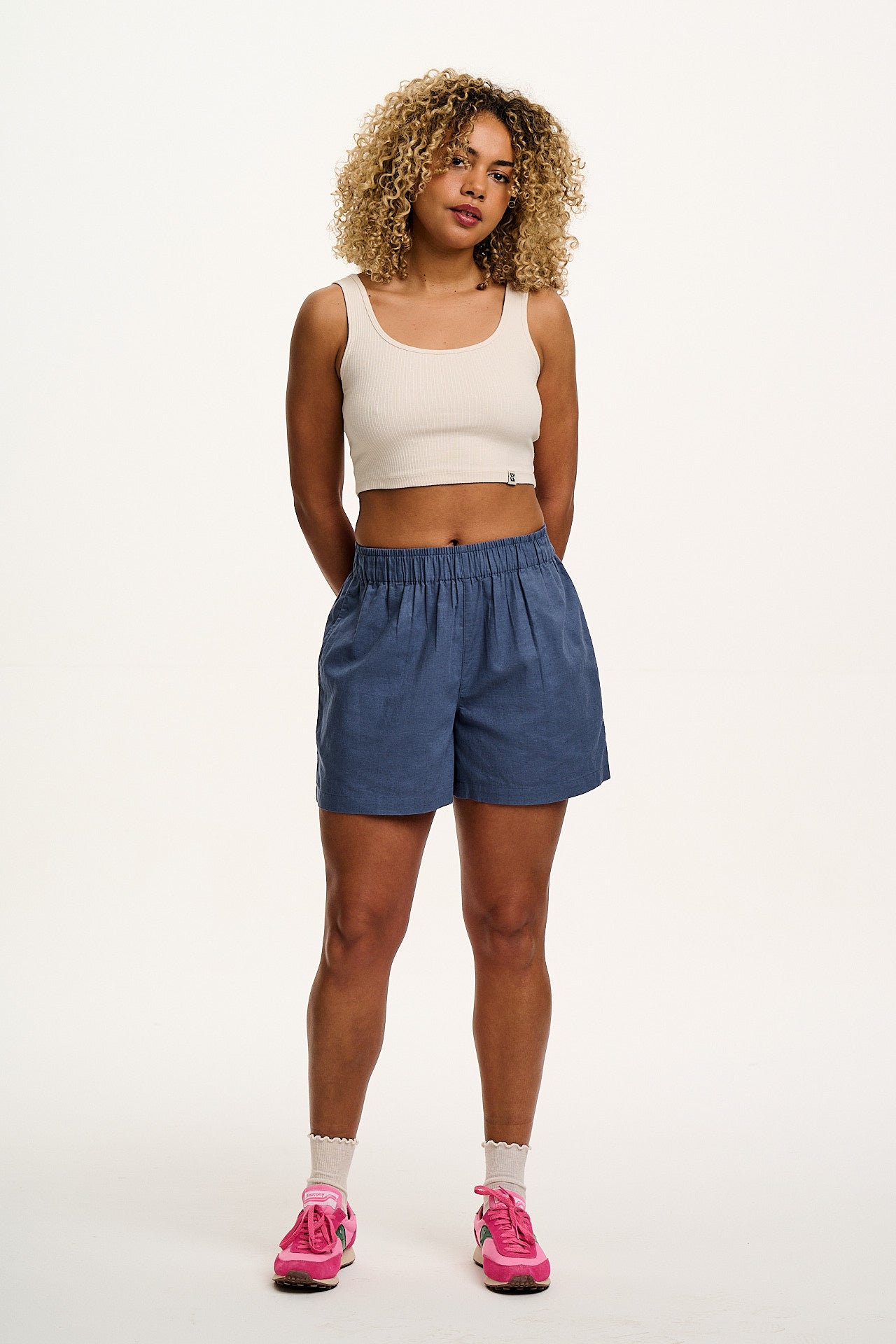 Jessie - Cotton & Linen Shorts in Vintage Indigo