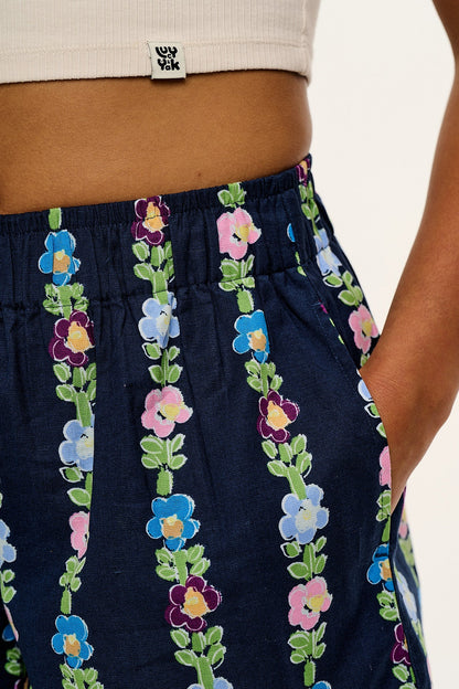 Jessie - Cotton & Linen Shorts in Navy Island Bloom Floral Print