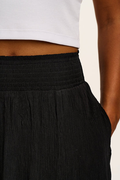Poppy - Elasticated Waist Skirt in Black