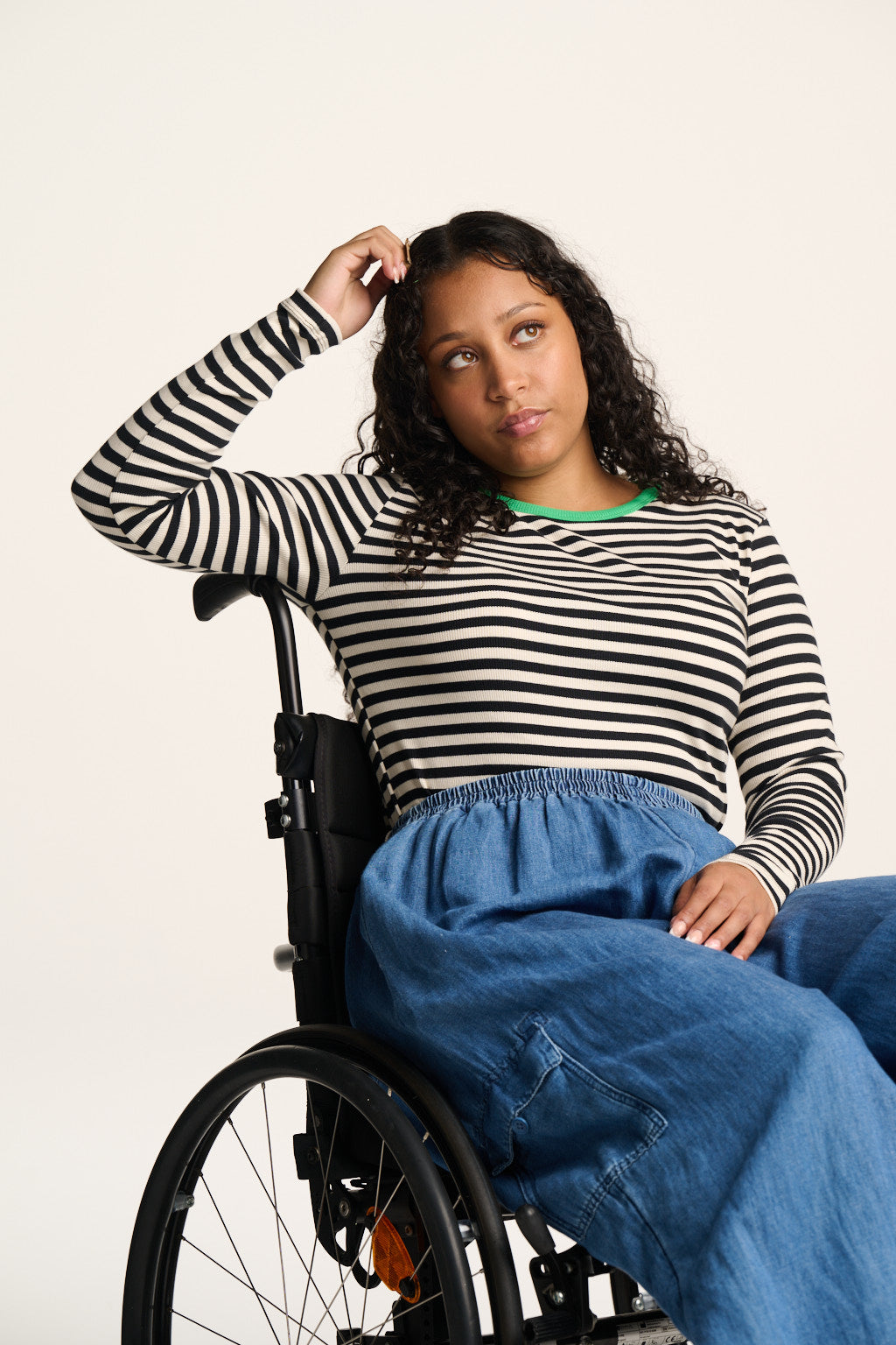 Grayson - Long Sleeve Cotton Jersey Top in Black & White Stripe