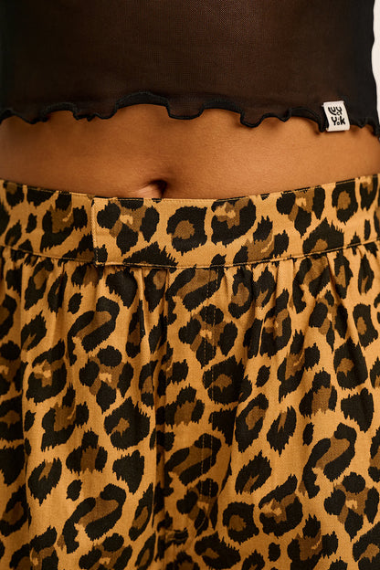 Beau - Barrel Leg Cotton Trousers in Leopard Print