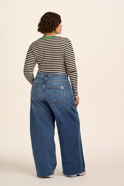 Carter - High Waisted Denim Jeans in Vintage Wash Blue