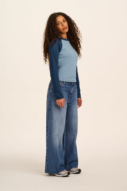 Carter - High Waisted Denim Jeans in Vintage Wash Blue