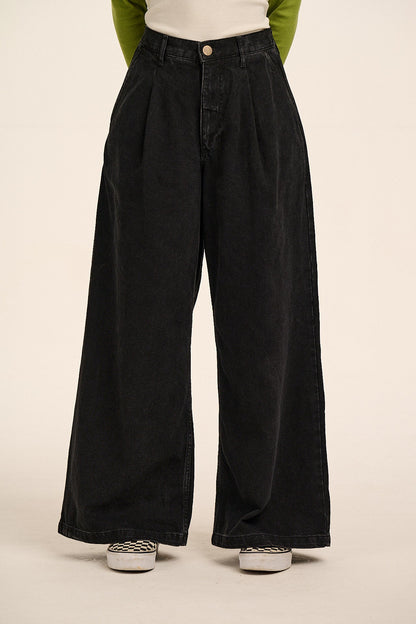 Tate - Denim Extra Wide Leg Jeans in Black Wash