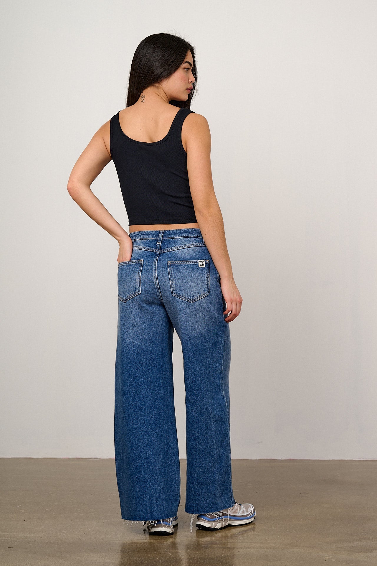 Carter - High Waisted Denim Jeans in Vintage Wash Blue
