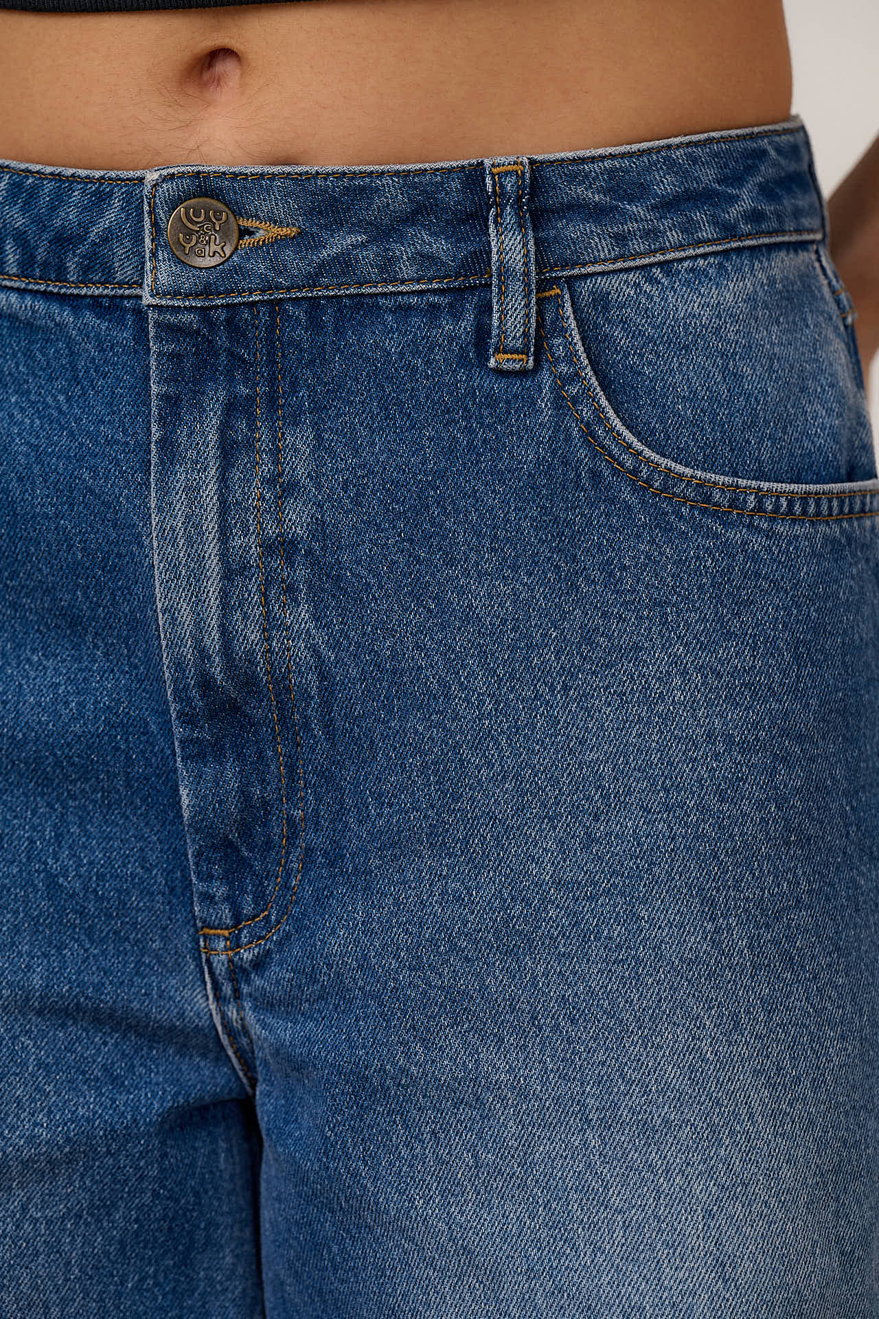 Carter - High Waisted Denim Jeans in Vintage Wash Blue