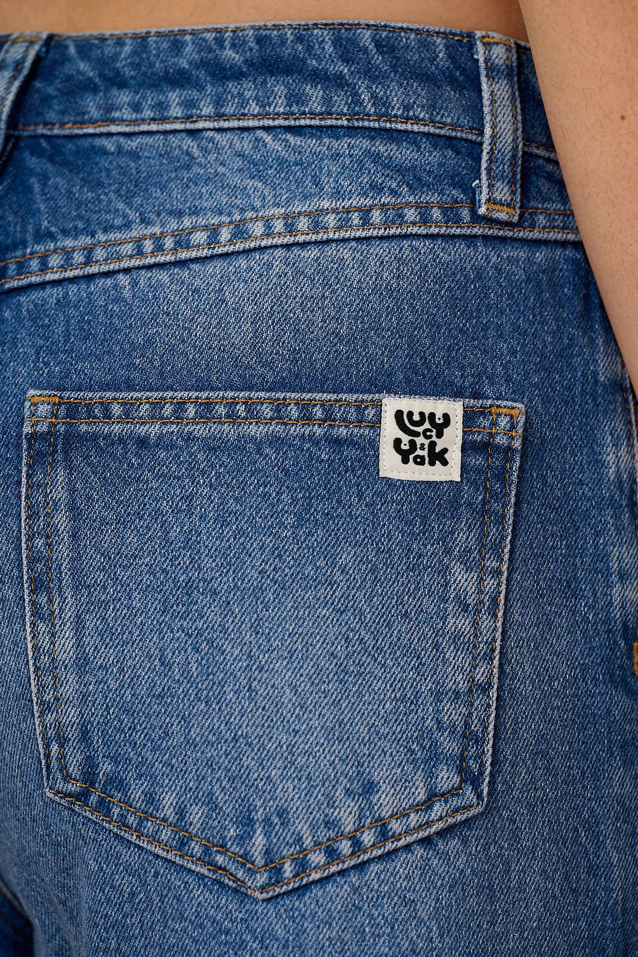 Carter - High Waisted Denim Jeans in Vintage Wash Blue
