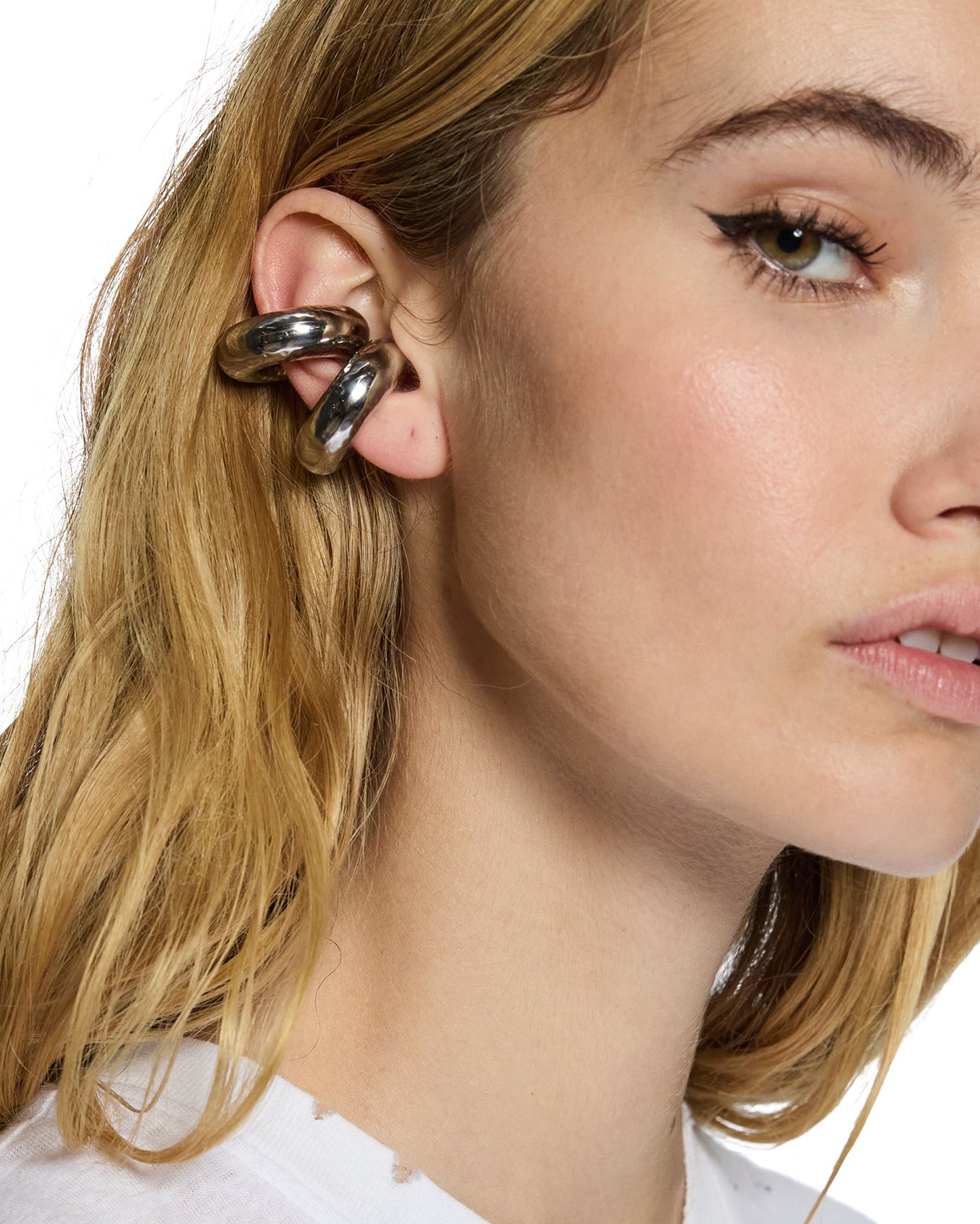 SILVER RIPPLE EAR CUFF