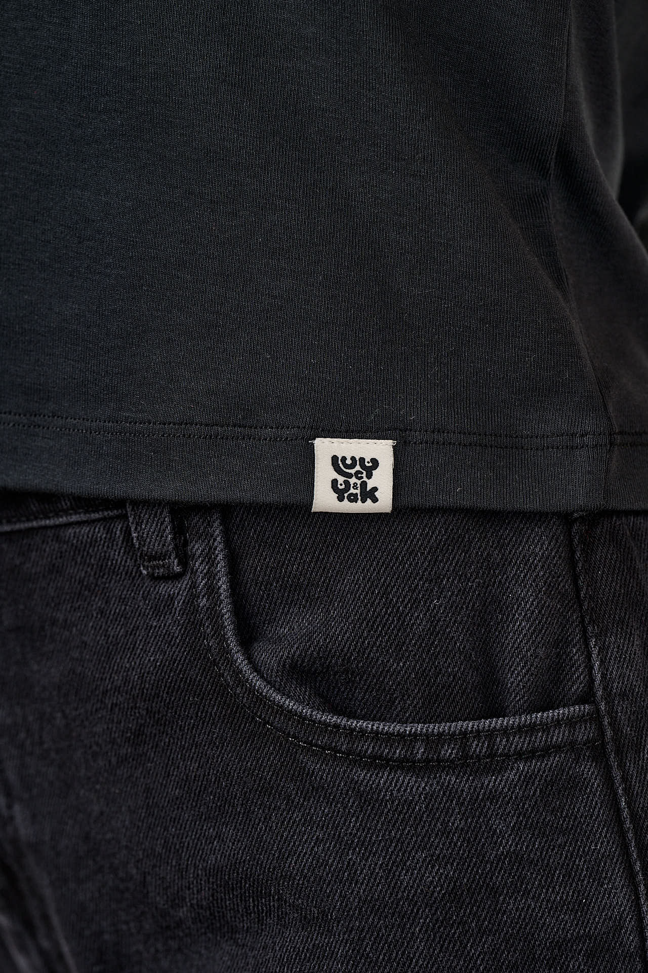 Maya - Cotton T-Shirt in Black Graffiti Trim