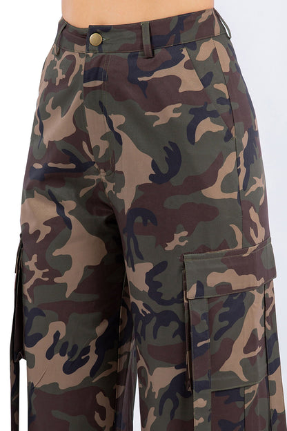 Women's Essential Multi Pocket Nylon Straight Pants