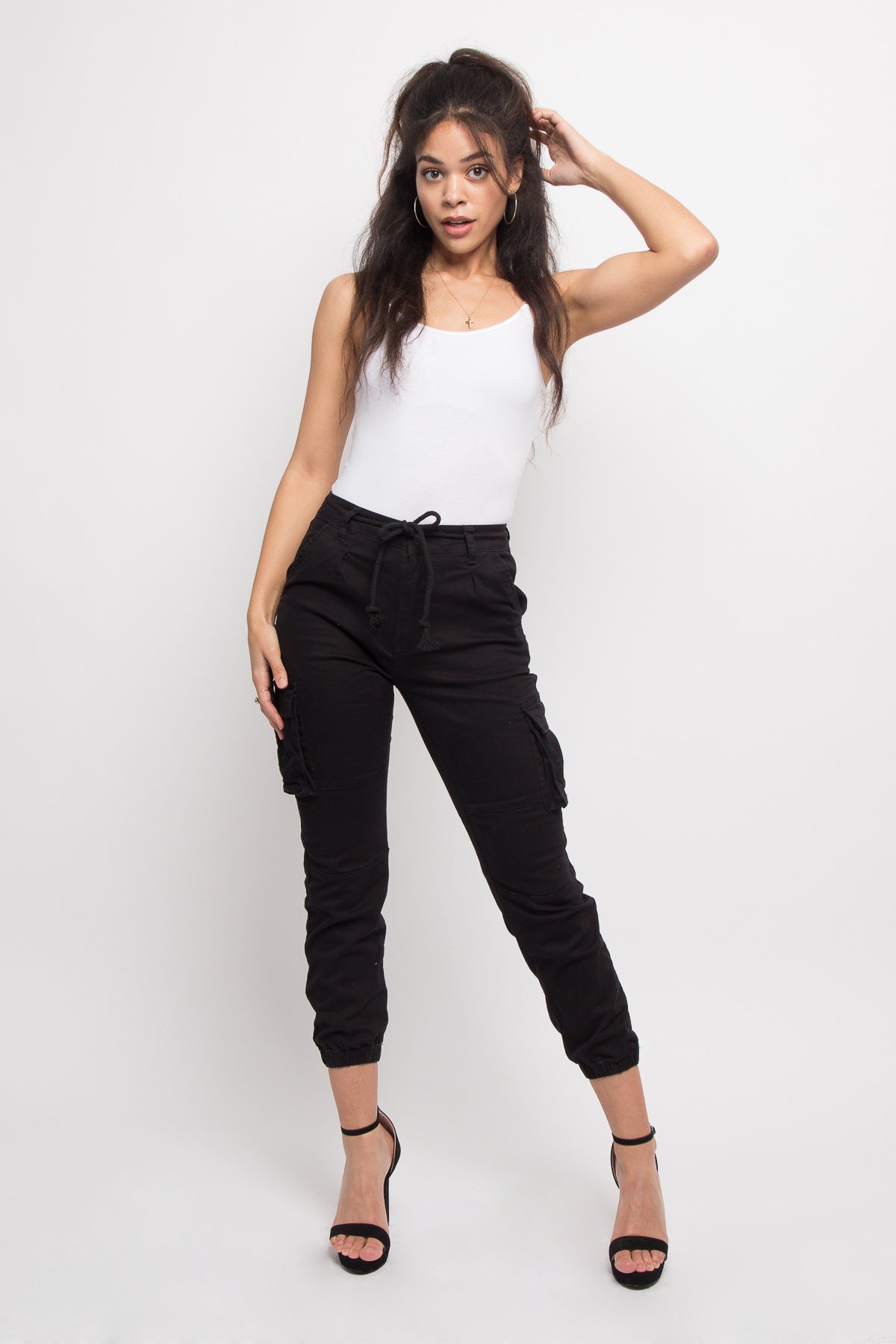 Women's Essential Basic Cropped Colored Cargo Joggers