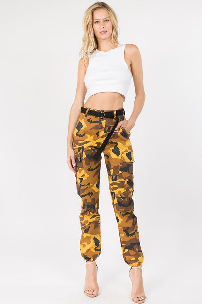Essential High Waist Camo Cargo Joggers