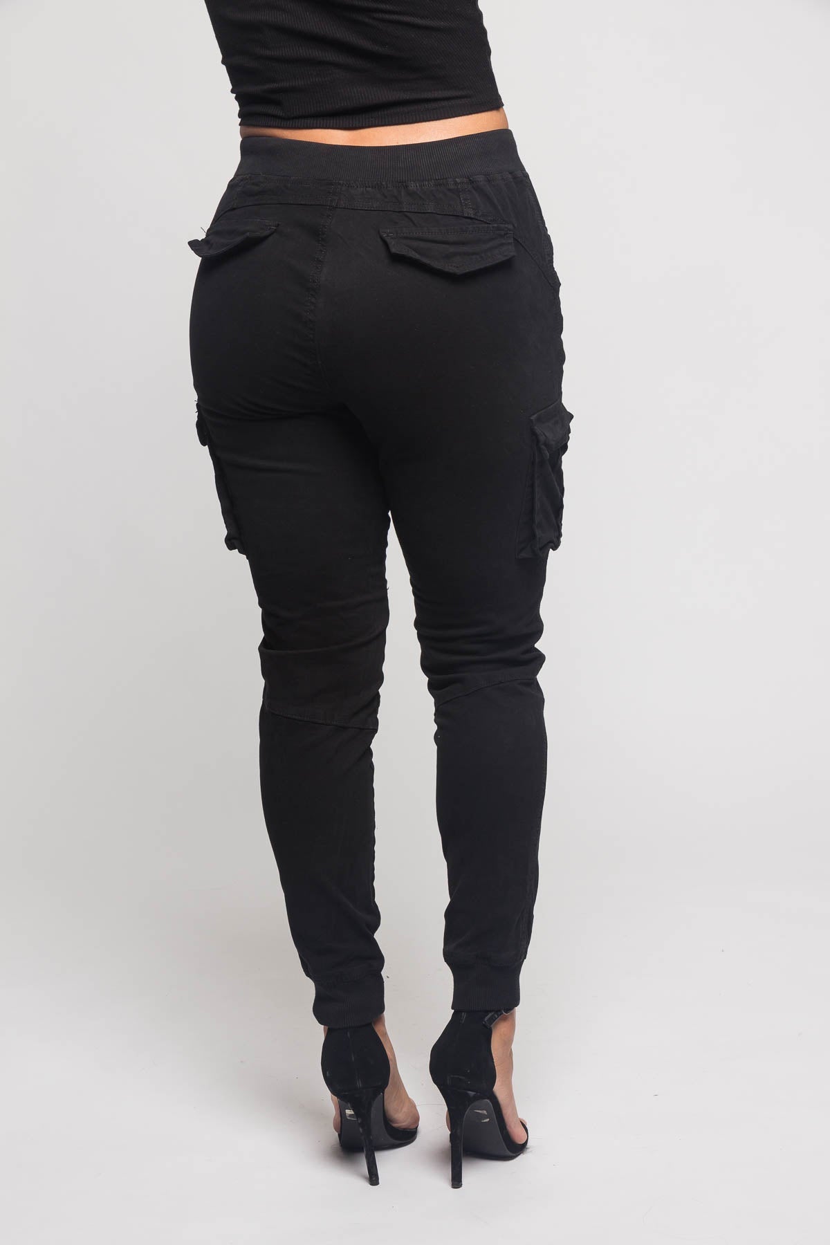 Women's Essential Colored Cargo Joggers
